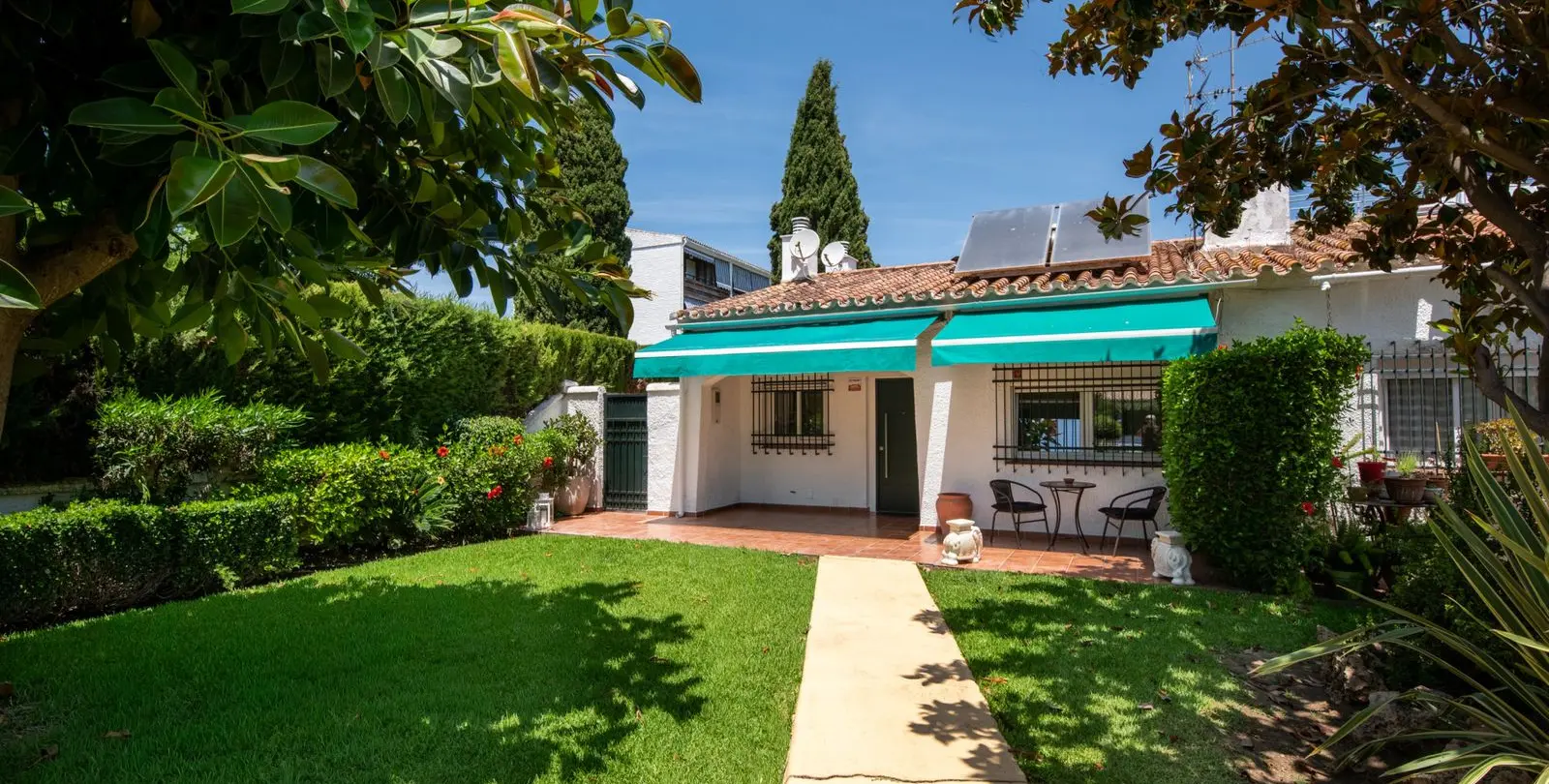 Sale of semi-detached house in Cortijo Blanco 21