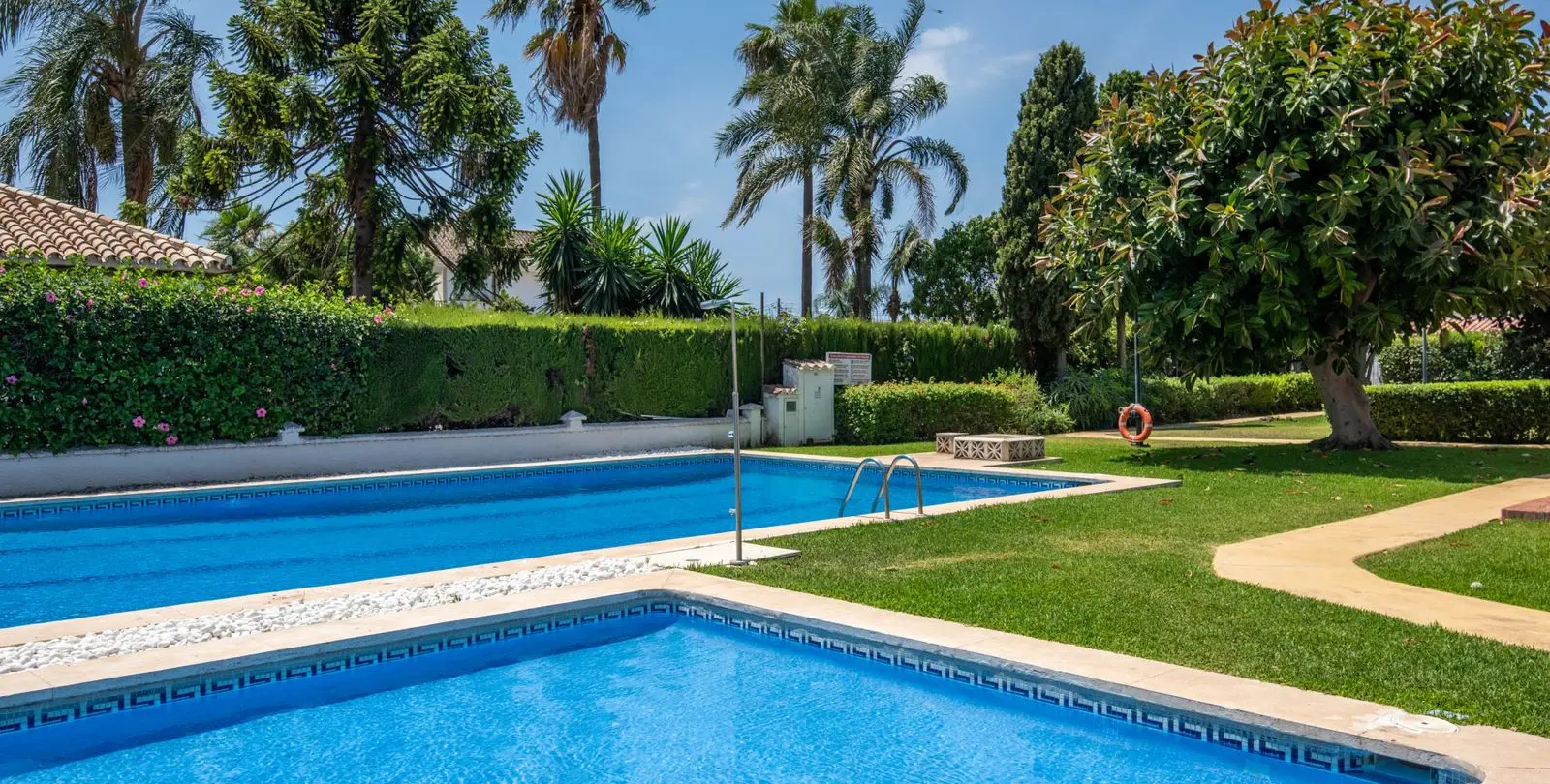 Sale of semi-detached house in Cortijo Blanco 22