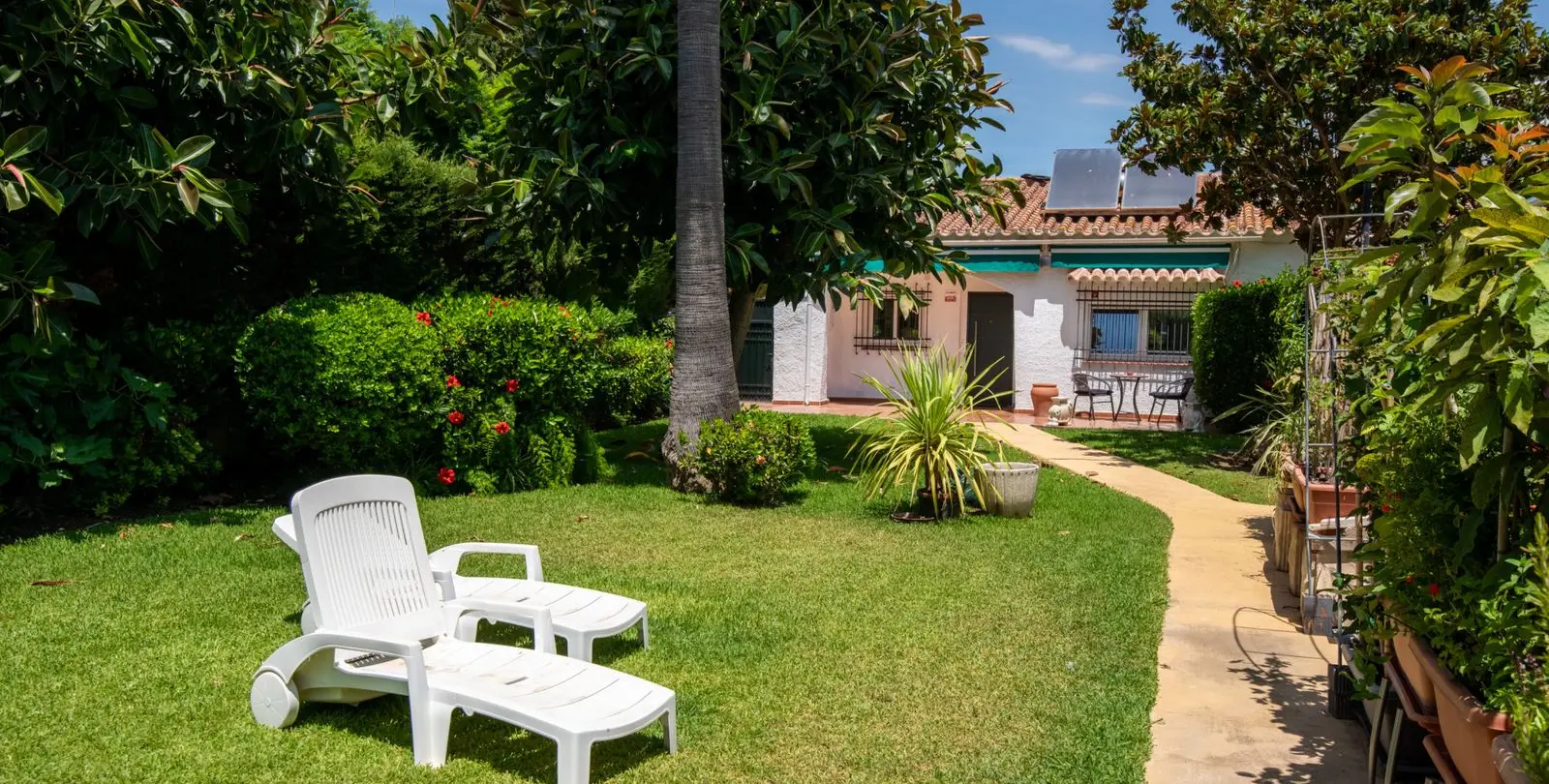 Sale of semi-detached house in Cortijo Blanco 23