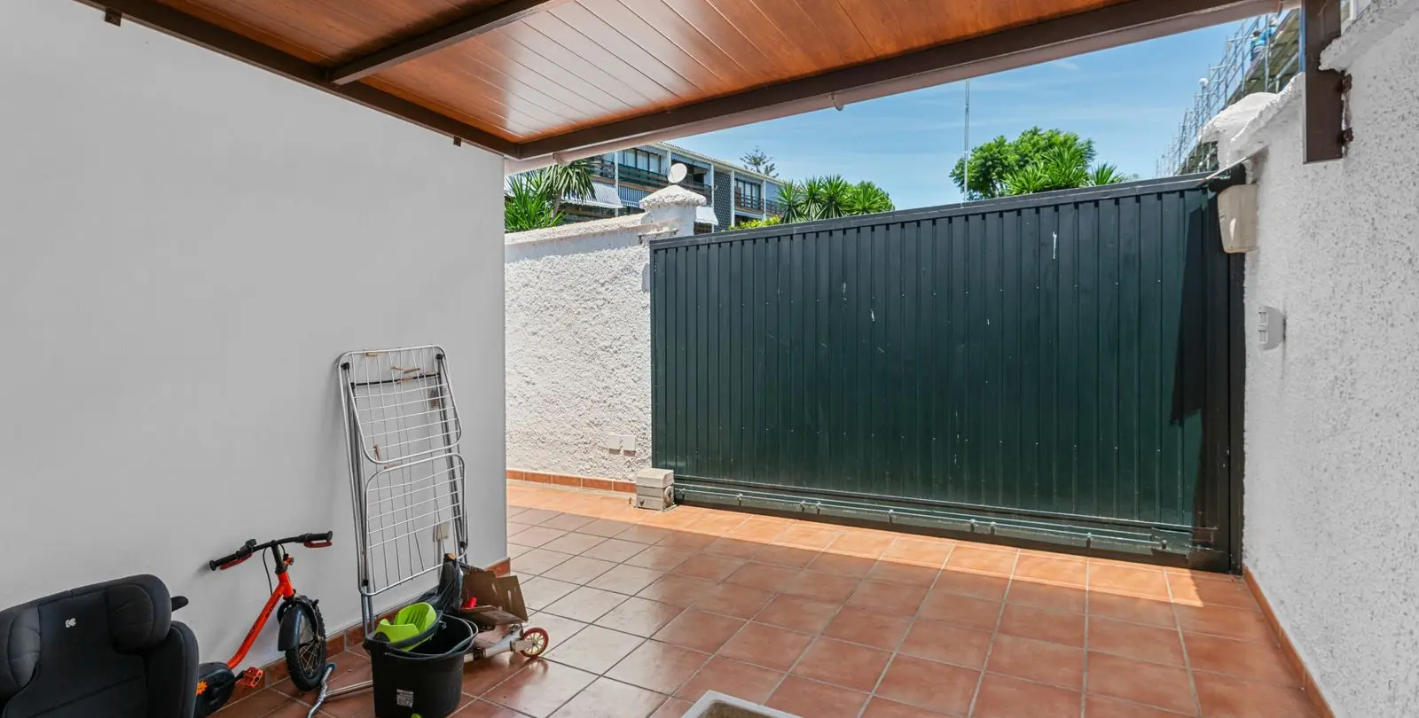 Sale of semi-detached house in Cortijo Blanco 28