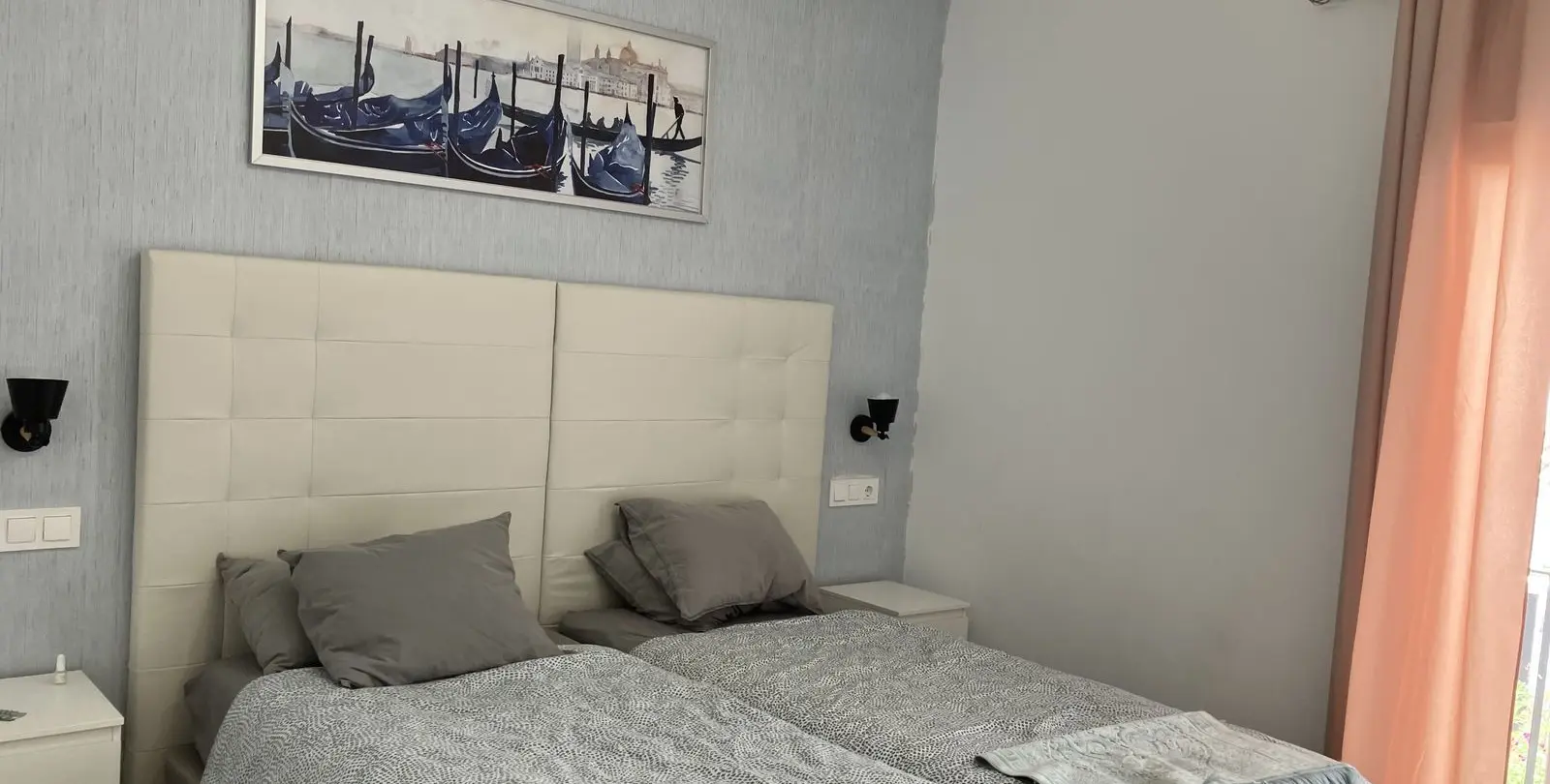 Sale of middle floor apartment in Puerto Banús 9
