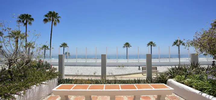 Продажа апартаментов на среднем этаже в Puerto Banús 3