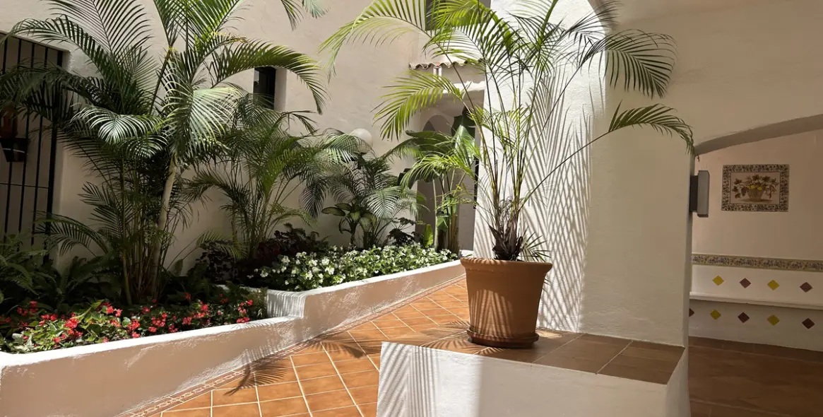 Продажа апартаментов на среднем этаже в Puerto Banús 9