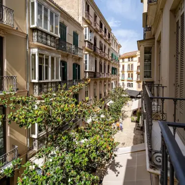 Venta de apartamento en planta media en Málaga Centro