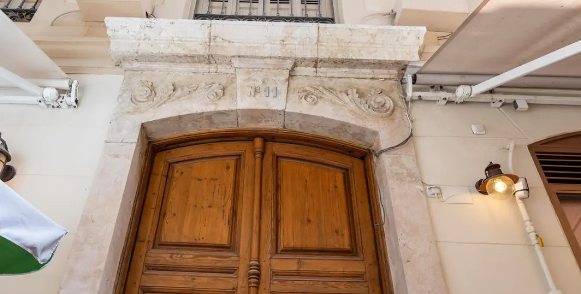 Продажа апартаментов на среднем этаже в Málaga Centro 16