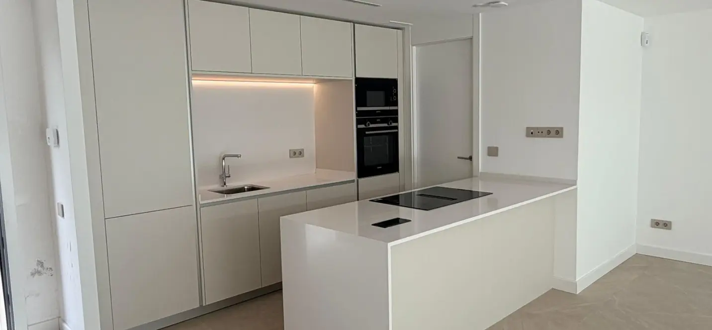 Sale of ground floor apartment in Bahía de Marbella 3