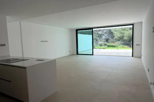Image 7 thumb