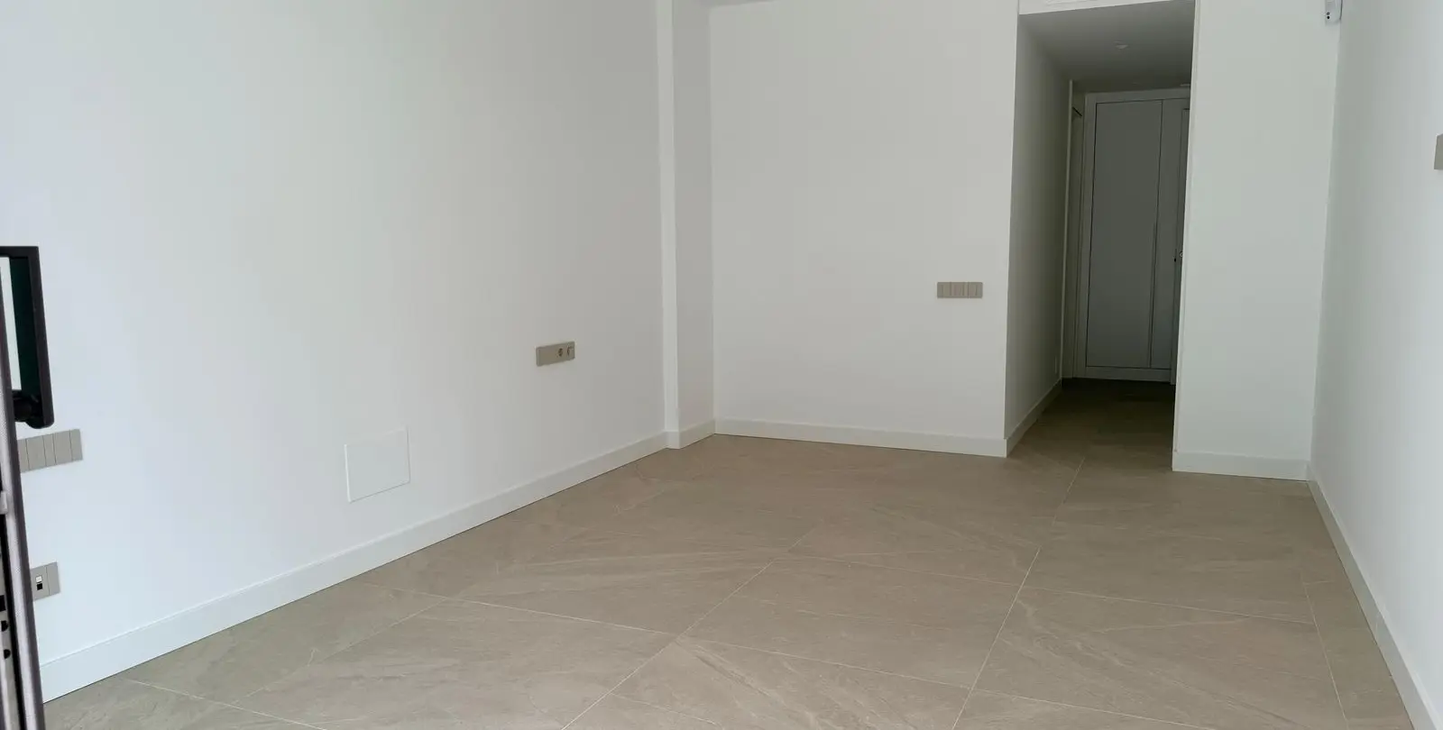 Продажа апартаментов на первом этаже в Bahía de Marbella 25