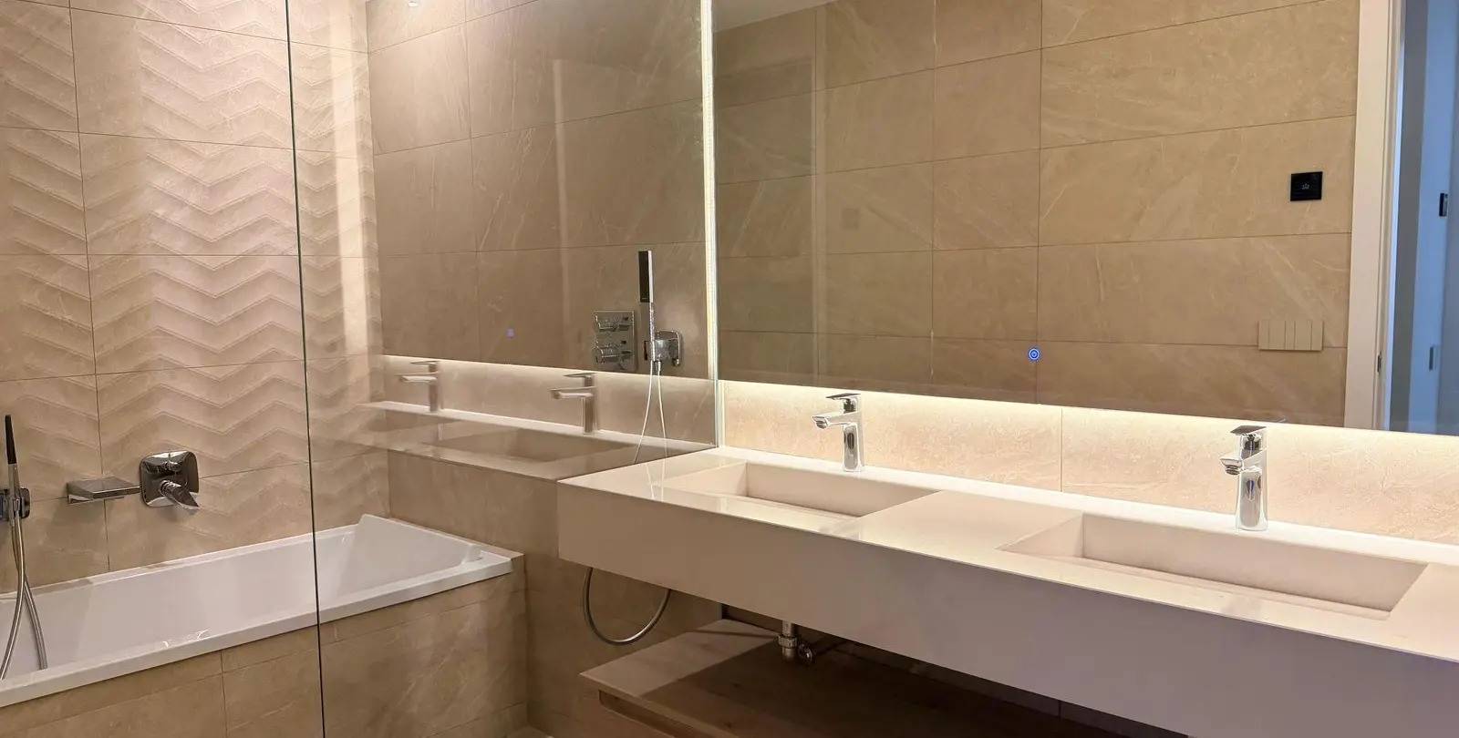 Продажа апартаментов на первом этаже в Bahía de Marbella 36