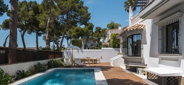 Venta de villa independiente en Puerto Banús 3