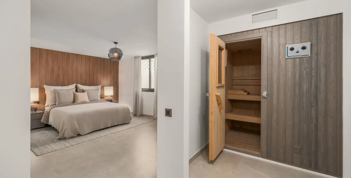 Venta de villa independiente en Puerto Banús 23