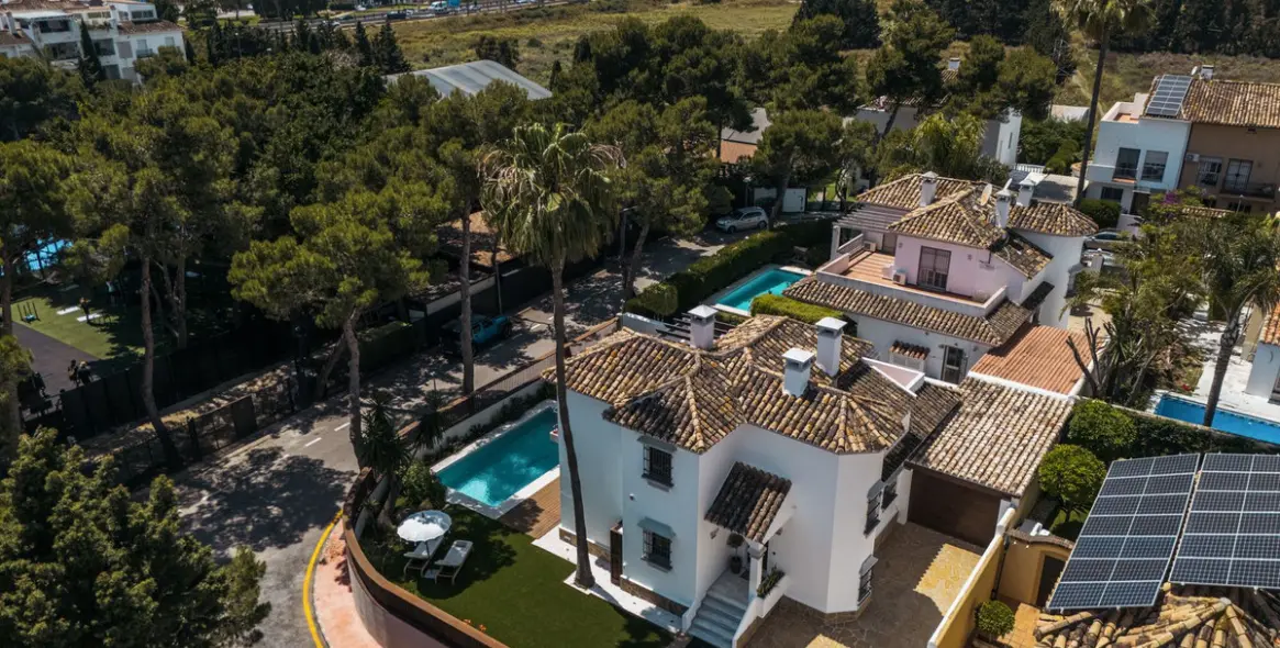 Venta de villa independiente en Puerto Banús 29