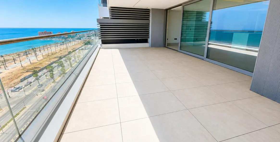 Venta de apartamento en planta media en Málaga 2