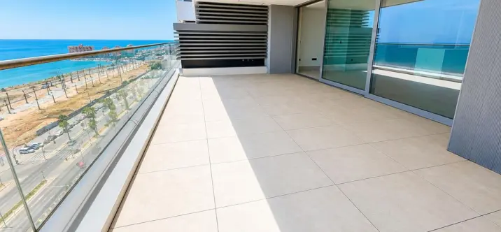 Venta de apartamento en planta media en Málaga 1