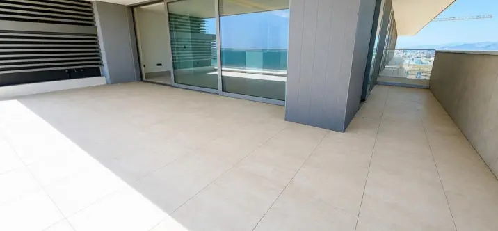 Venta de apartamento en planta media en Málaga 3