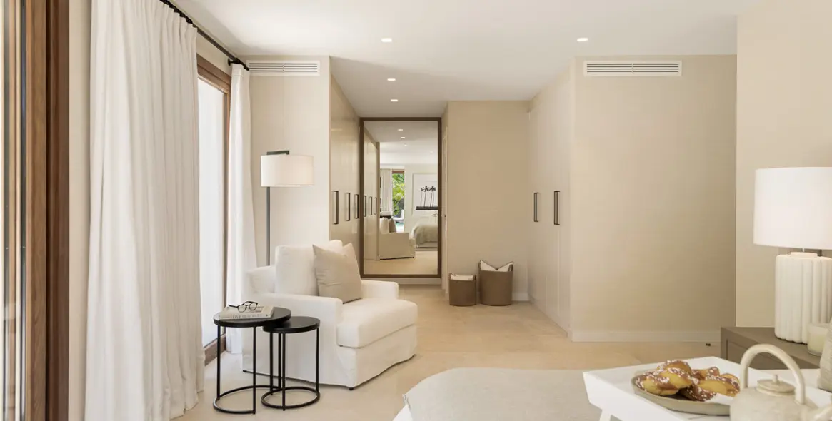 Venta de villa independiente en Las Brisas 19