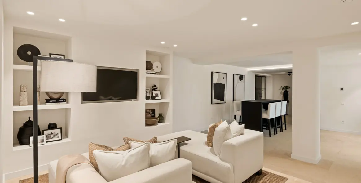Venta de villa independiente en Las Brisas 26
