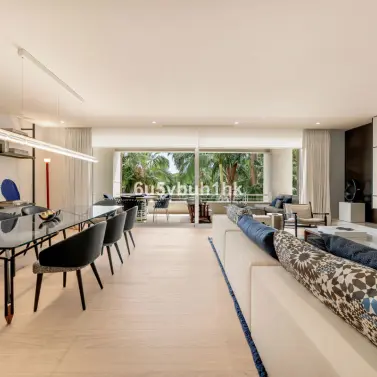 Venta de apartamento en planta media en El Retiro de Nagueles