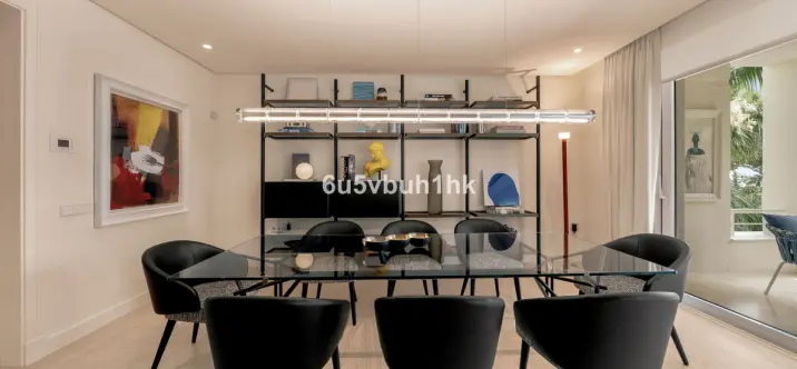Venta de apartamento en planta media en El Retiro de Nagueles 4