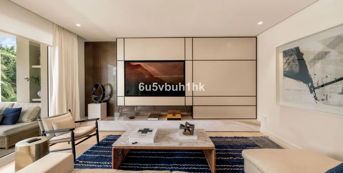 Venta de apartamento en planta media en El Retiro de Nagueles 7