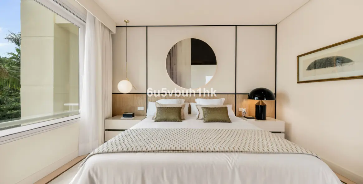 Venta de apartamento en planta media en El Retiro de Nagueles 23