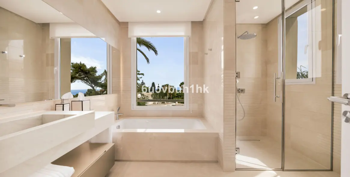 Venta de apartamento en planta media en El Retiro de Nagueles 25