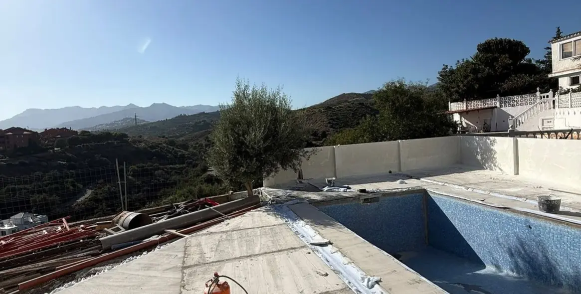 Venta de villa independiente en El Rosario 13