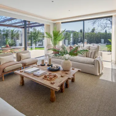 Venta de villa independiente en Nueva Andalucía