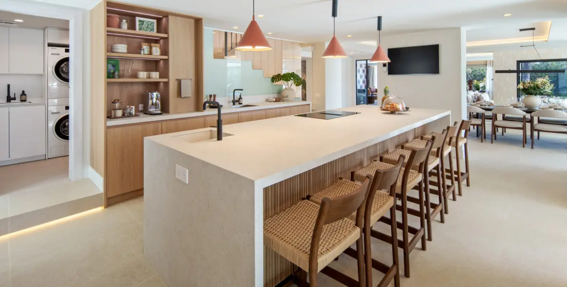 Venta de villa independiente en Nueva Andalucía 9