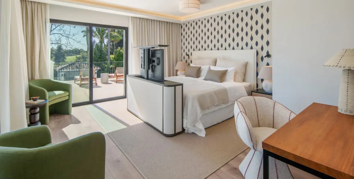 Venta de villa independiente en Nueva Andalucía 14