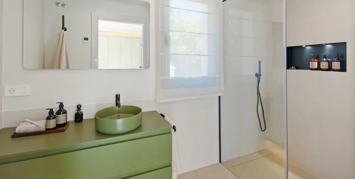 Venta de villa independiente en Nueva Andalucía 20