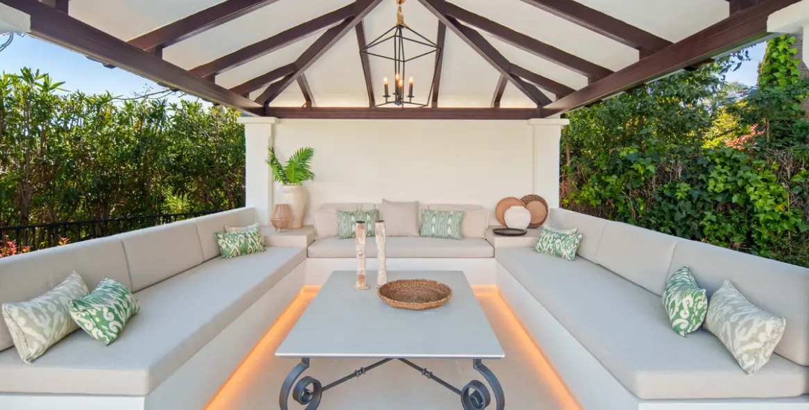 Venta de villa independiente en Nueva Andalucía 36