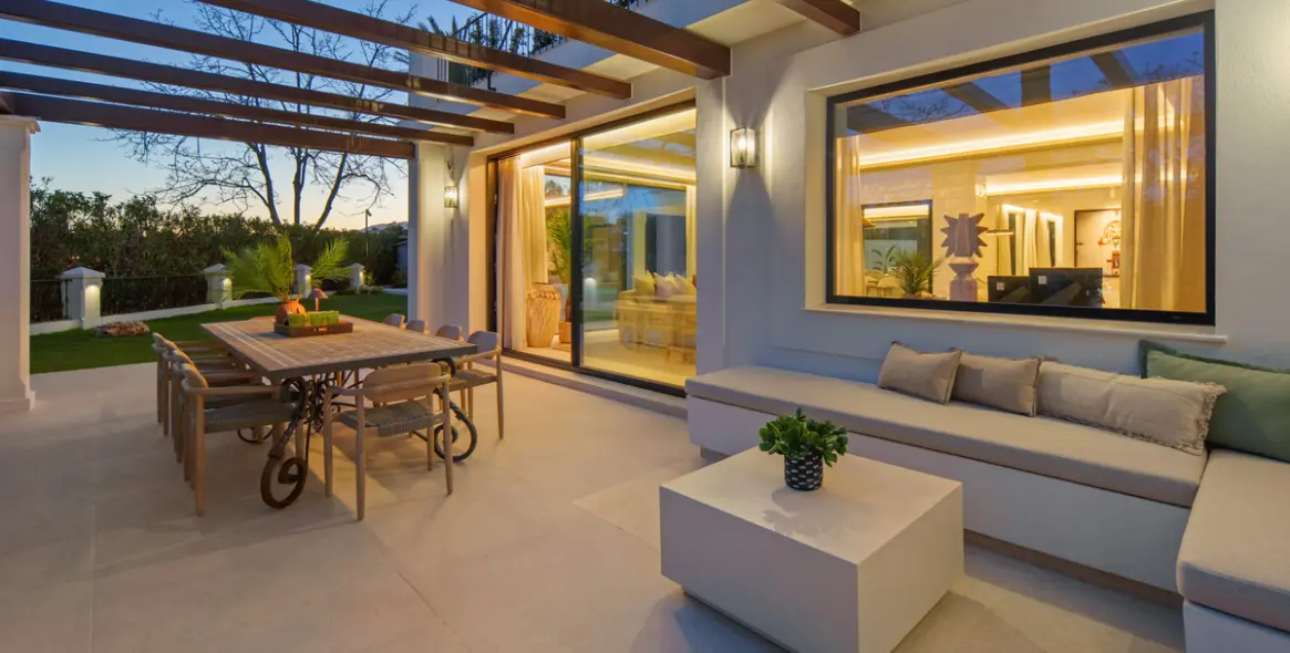 Venta de villa independiente en Nueva Andalucía 56
