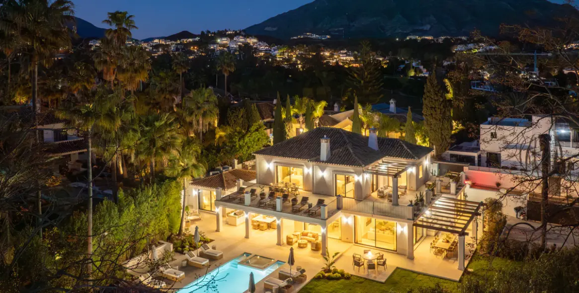 Venta de villa independiente en Nueva Andalucía 66