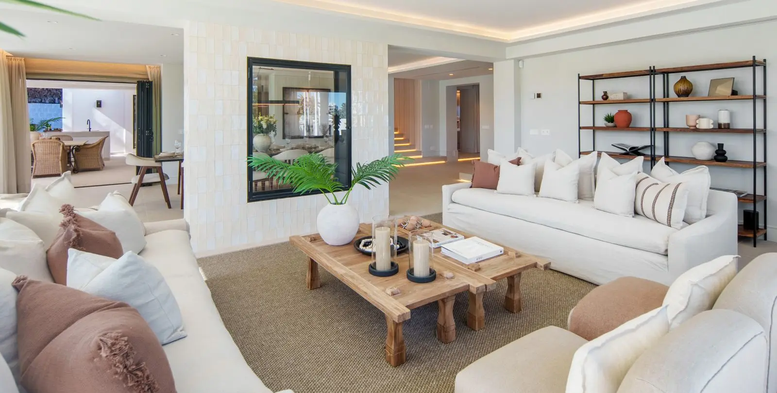Venta de villa independiente en Nueva Andalucía 6