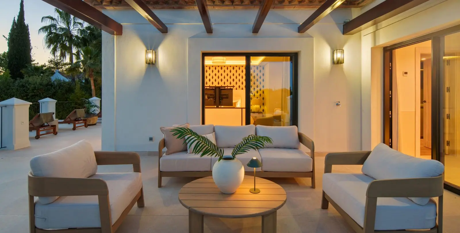 Venta de villa independiente en Nueva Andalucía 45