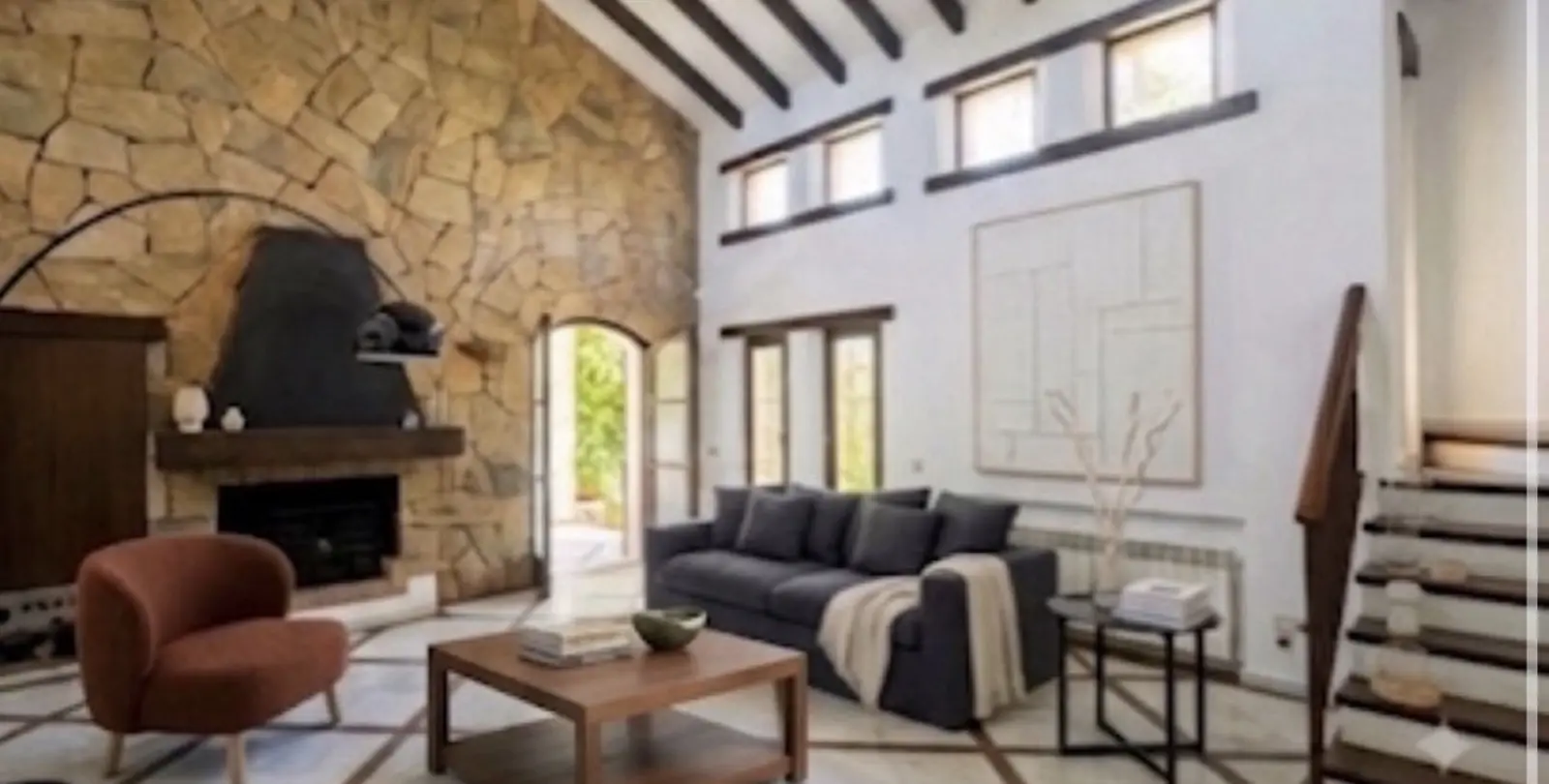 Long-term rent of detached villa in El Paraiso 7