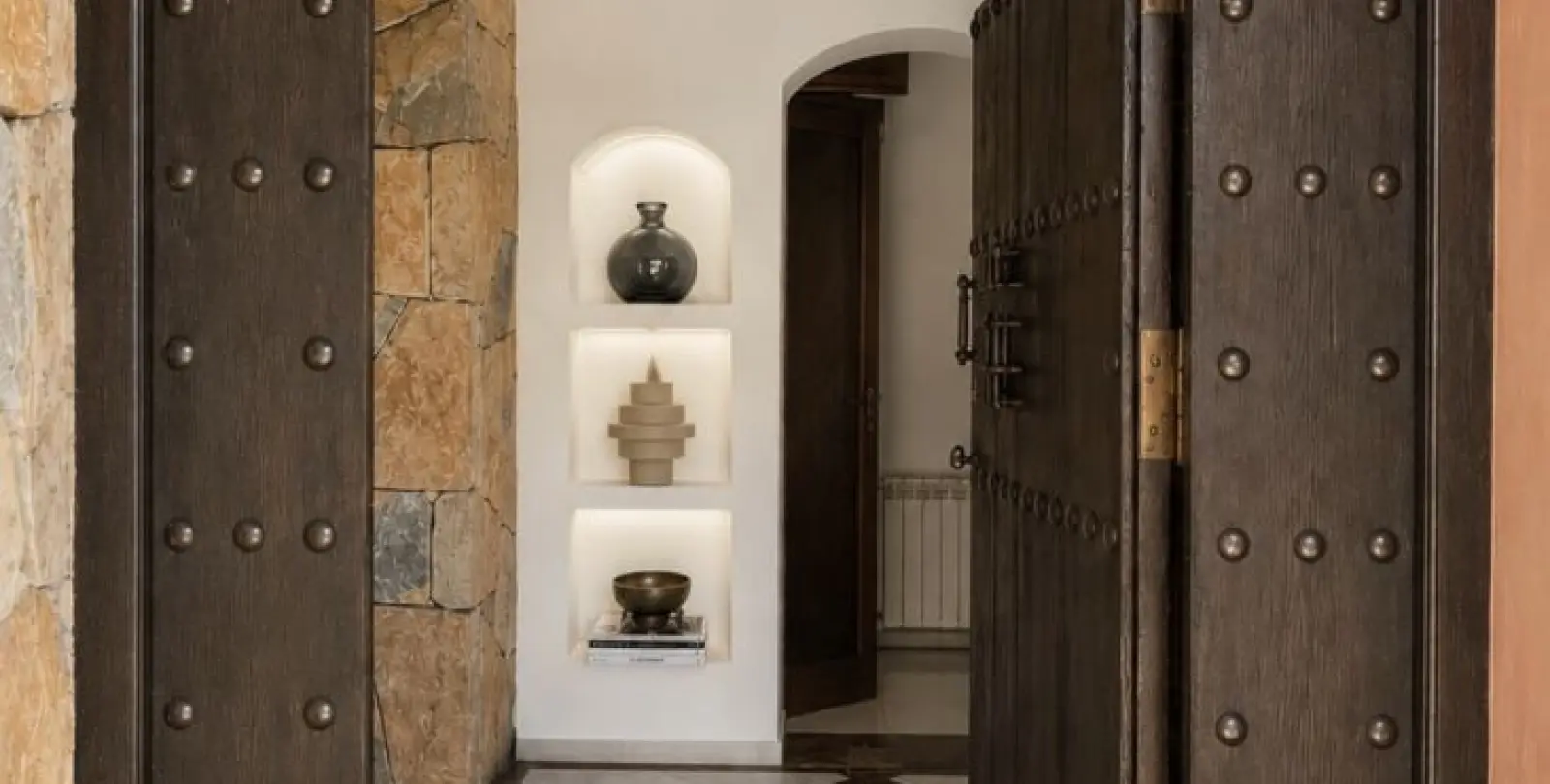 Long-term rent of detached villa in El Paraiso 19