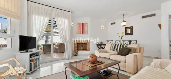 Venta de ático dúplex en Nueva Andalucía 3