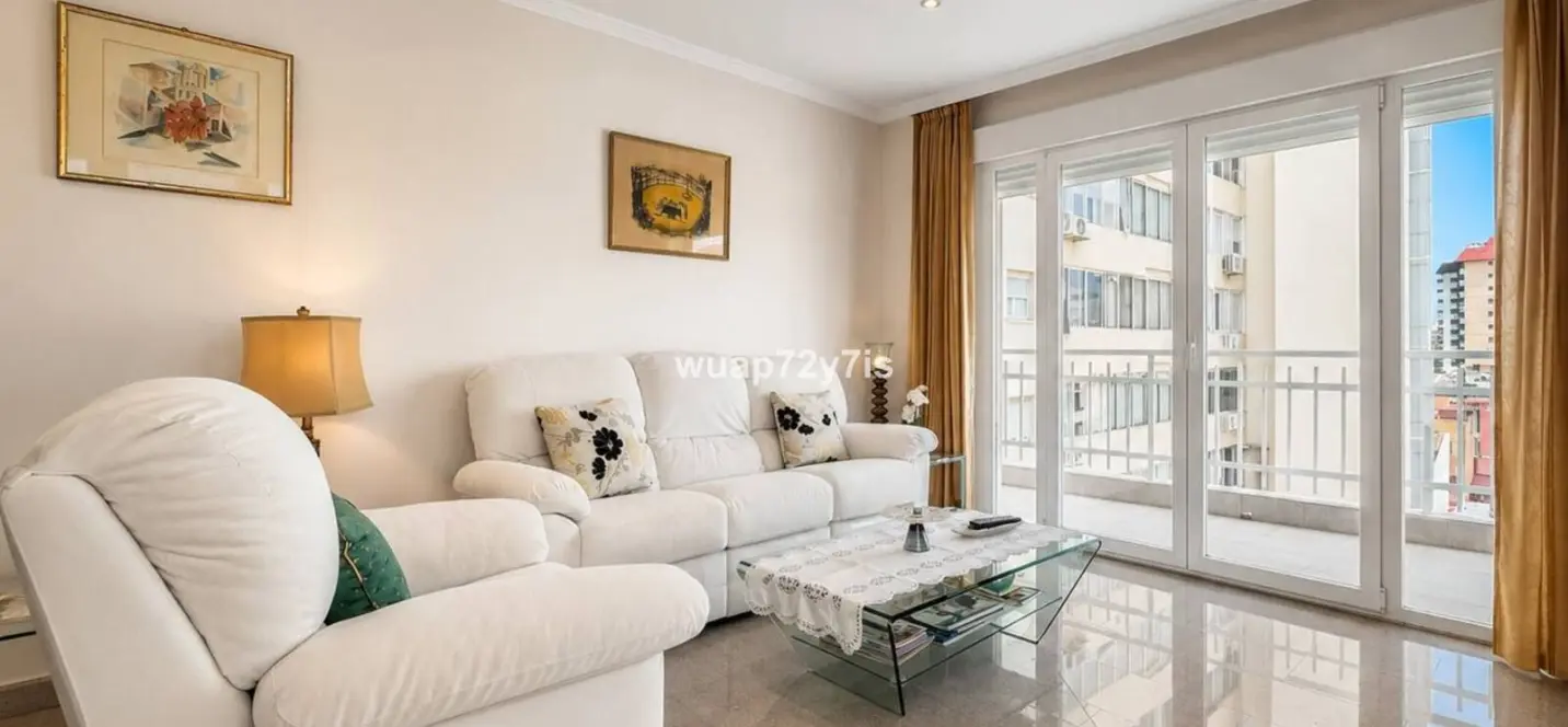Sale of penthouse in Fuengirola 3
