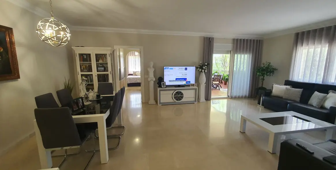 Venta de apartamento en planta baja en La Cala Hills 2