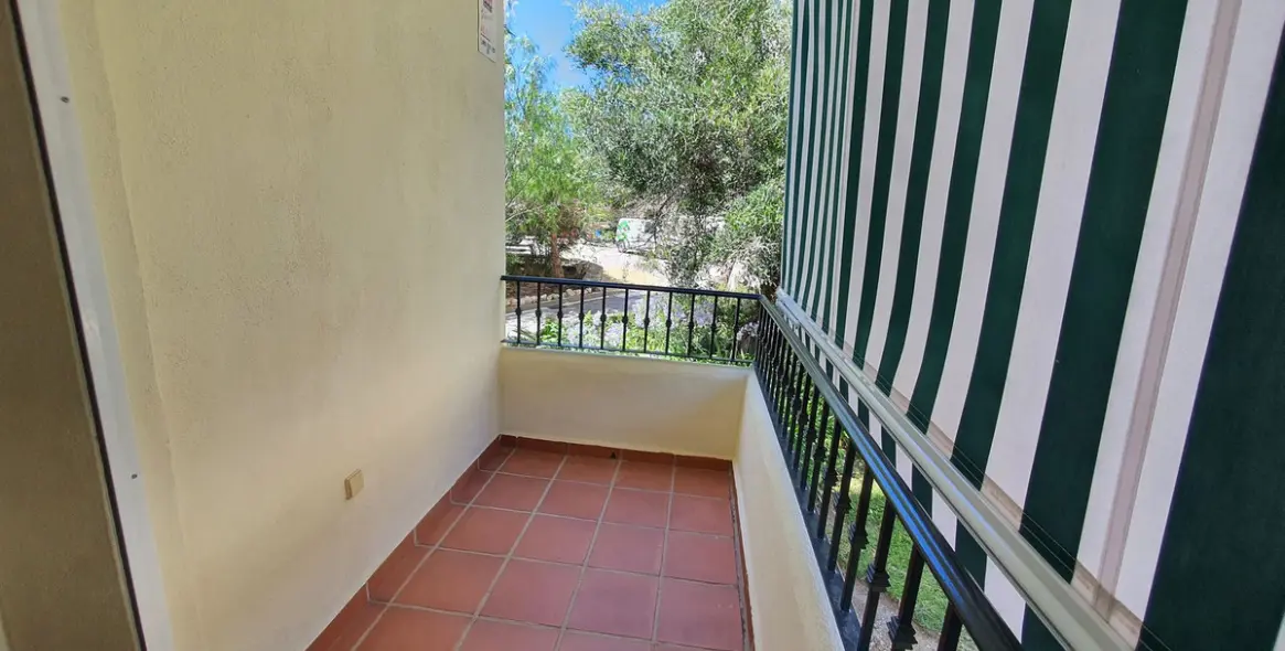 Venta de apartamento en planta baja en La Cala Hills 16