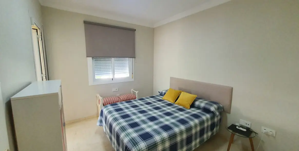 Venta de apartamento en planta baja en La Cala Hills 17