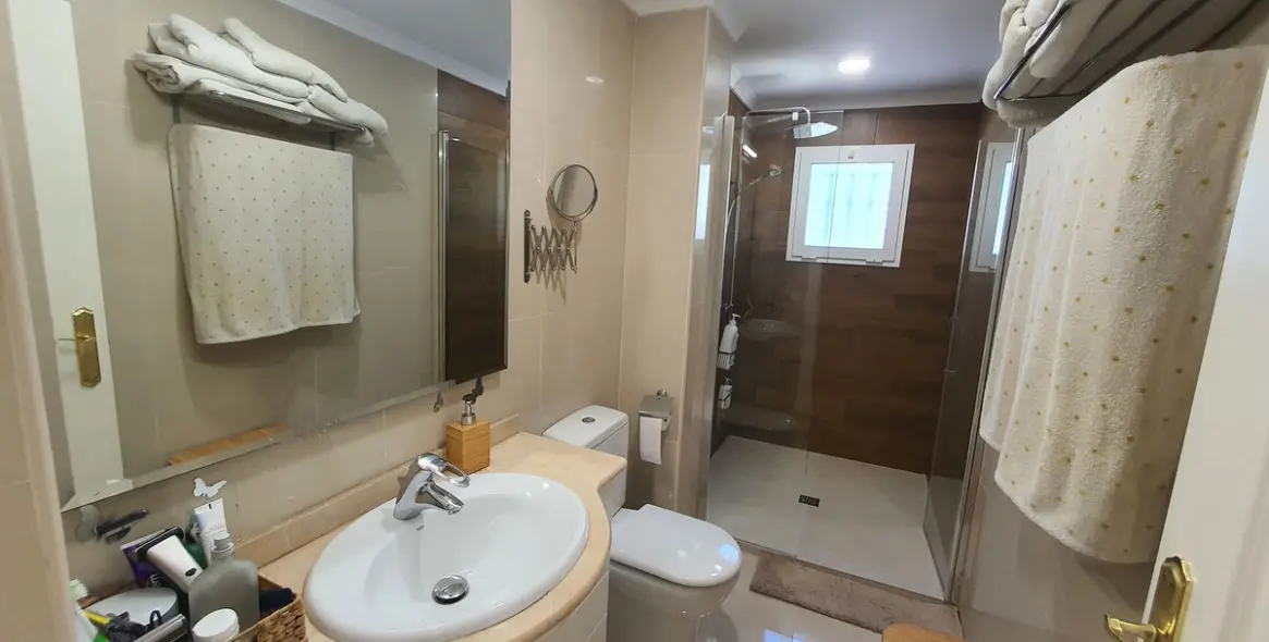 Venta de apartamento en planta baja en La Cala Hills 18