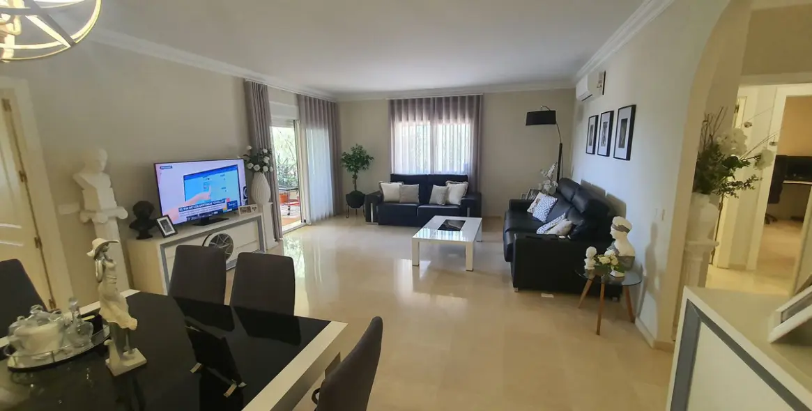 Venta de apartamento en planta baja en La Cala Hills 21