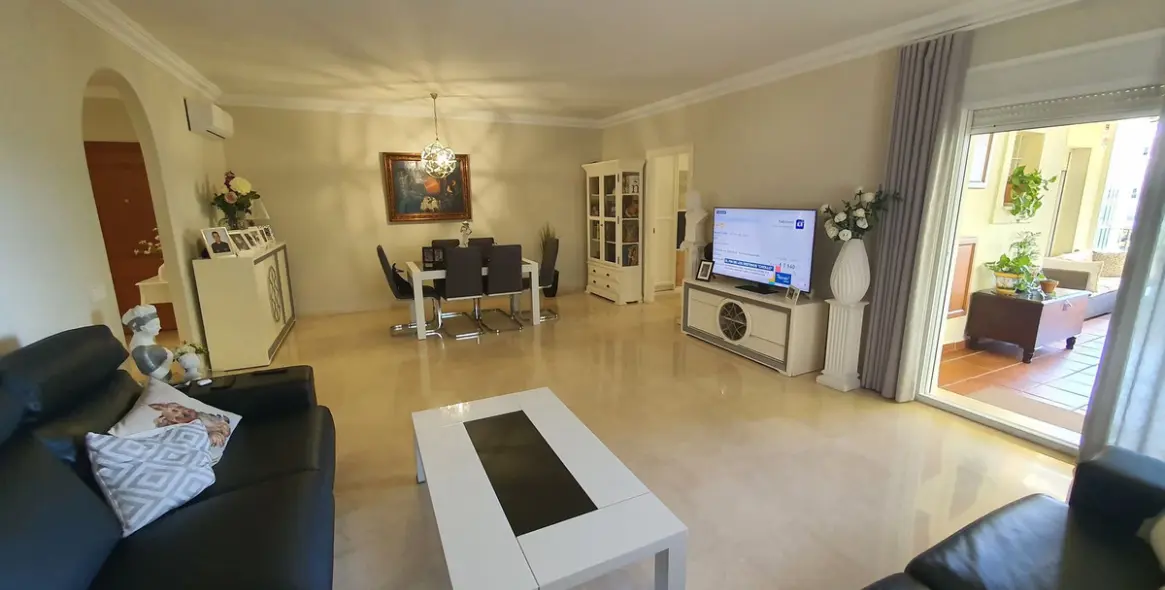 Venta de apartamento en planta baja en La Cala Hills 22