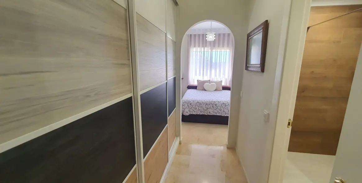 Venta de apartamento en planta baja en La Cala Hills 23