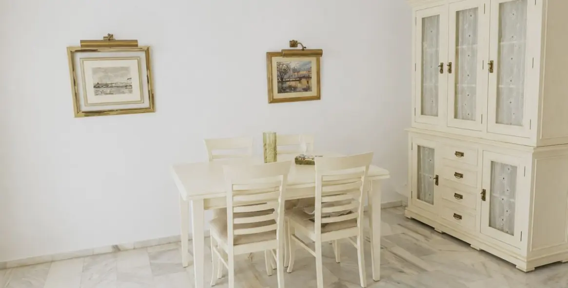 Продажа апартаментов на среднем этаже в Marbella 5