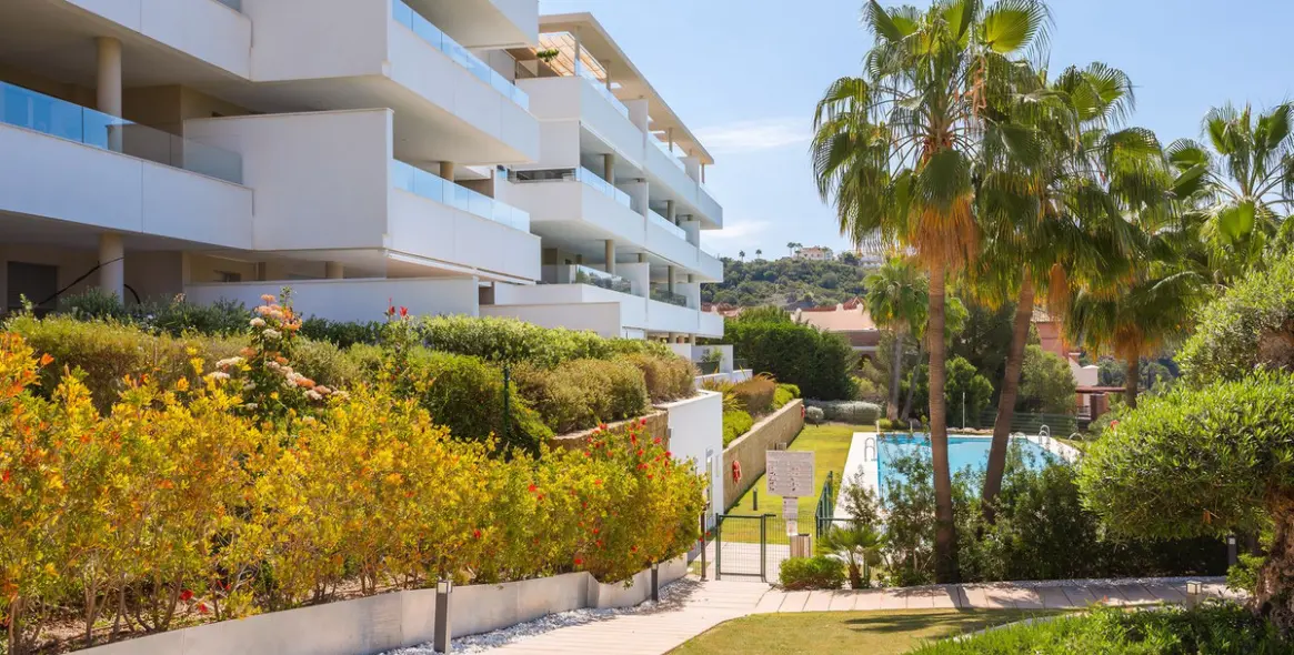 Venta de apartamento en planta baja en Benahavís 26