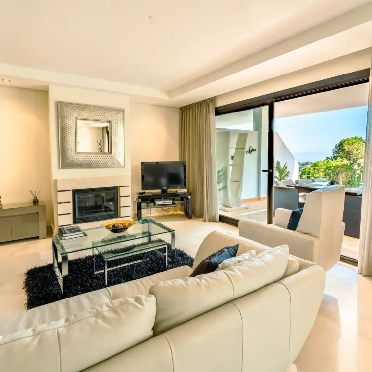 Sale of middle floor apartment in La Quinta